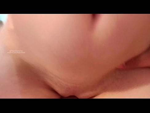 ❤️ 睡在姐姐的房间里,就这样被吵醒了 ️❌ Beautiful porn❌️❤