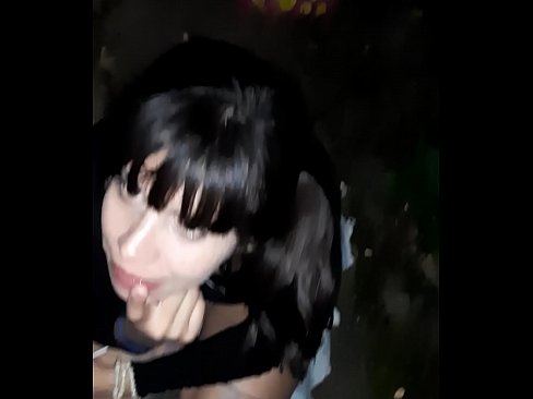❤️ 在街上膨胀的阴茎,以换取糖果 ️❌ Beautiful porn❌️❤